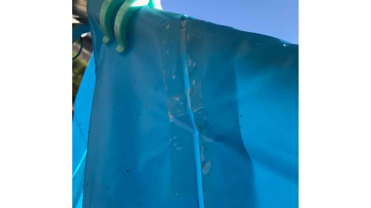 噴水マット破けた部分
