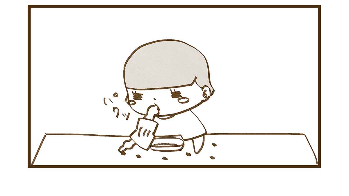 テーブルの上の衣も食べるコウ